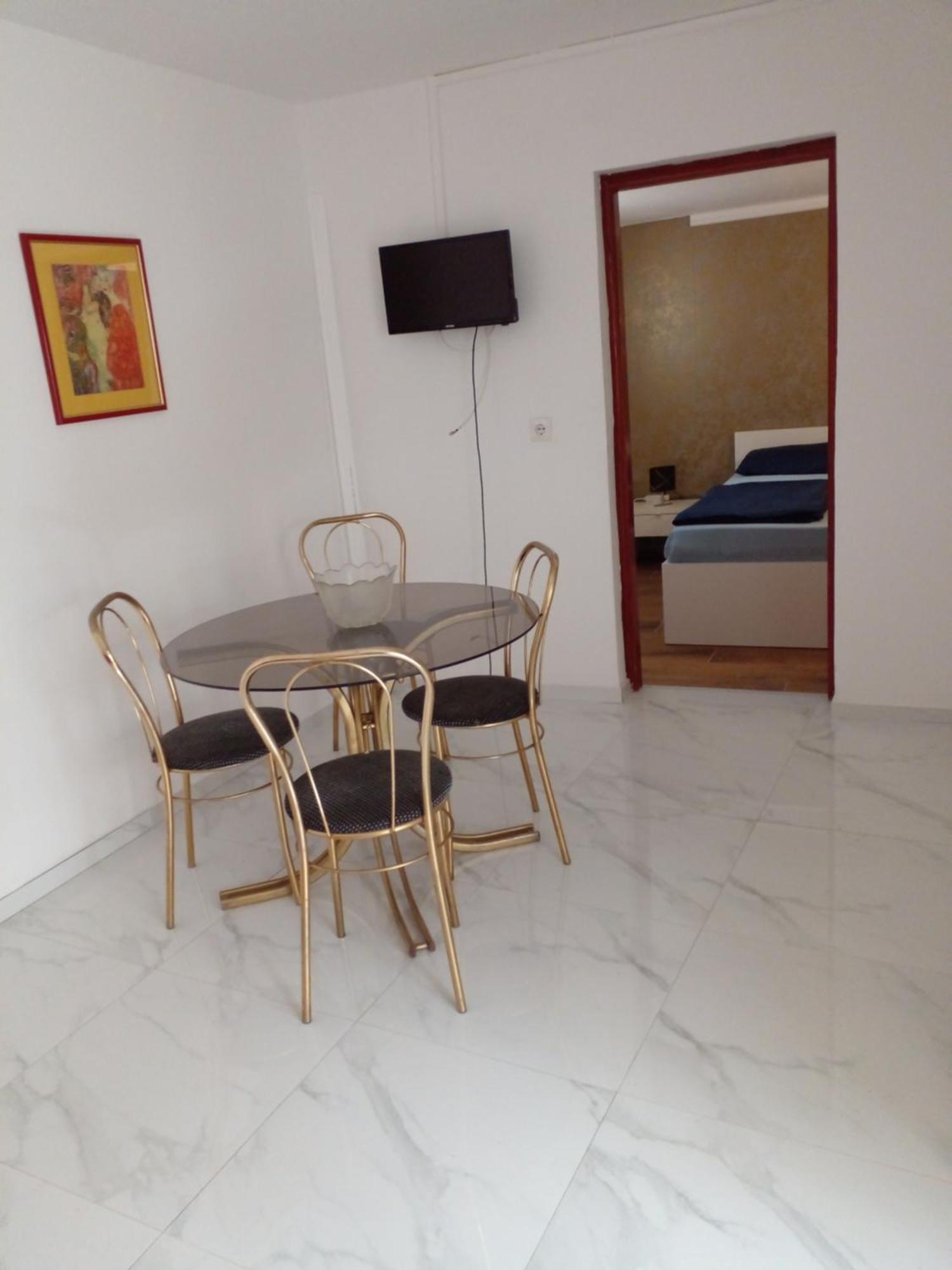 Apartmani Marijanovic Vir Εξωτερικό φωτογραφία